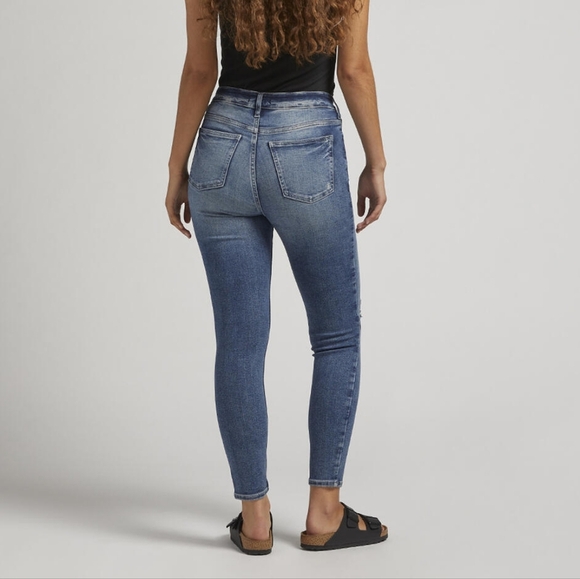 Silver Jeans Infinite Fit High Rise Skinny Jeans Stretch Size Medium 29 30 31 32 - Picture 2 of 16